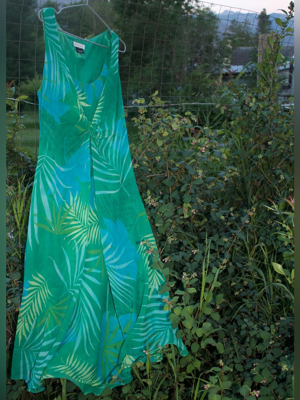Vintage Bellessa Dress - Picture 6 of 11